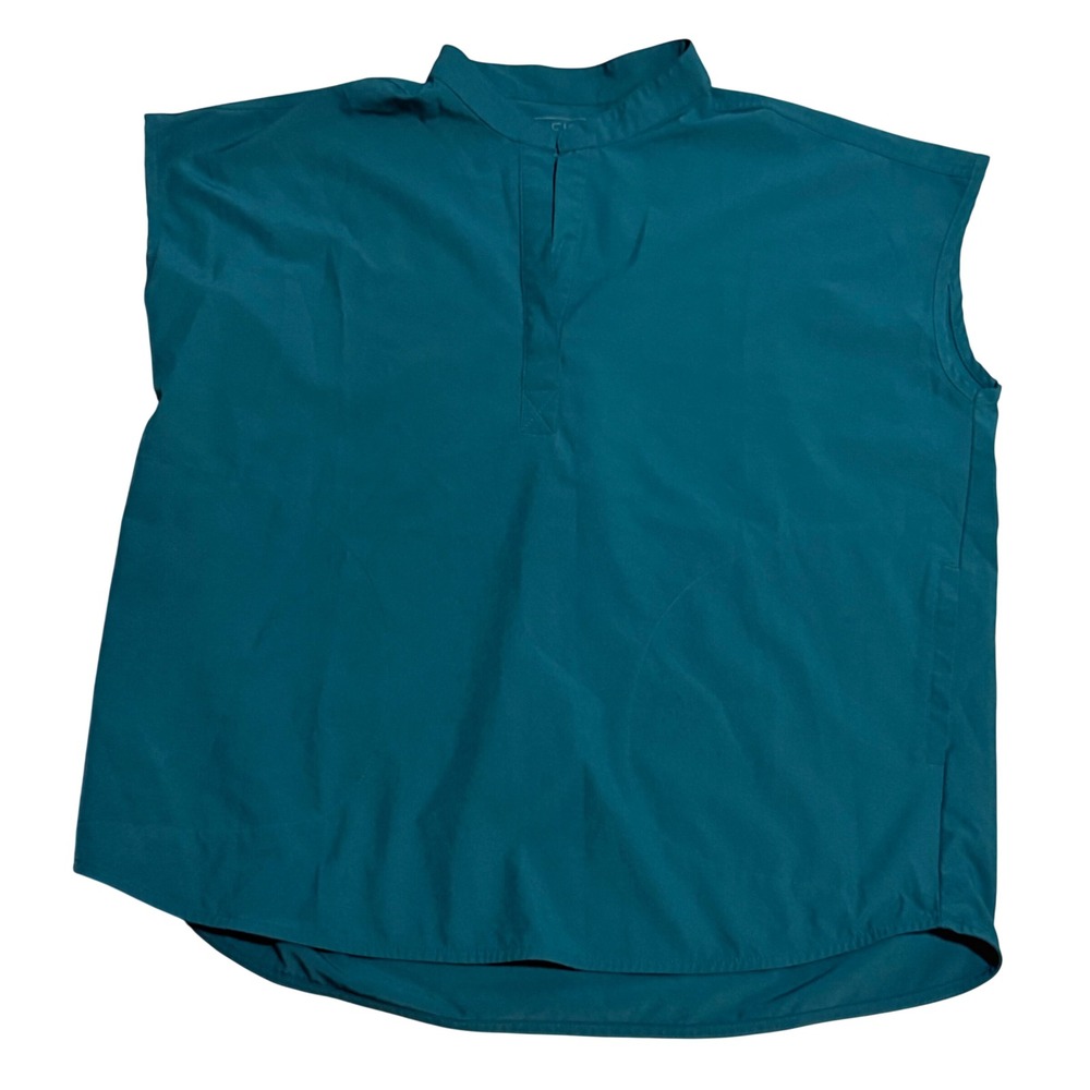 FIGS Carribean Blue Rafaela Sleeveless Scrub Top sz M Nurse Workwear small dots